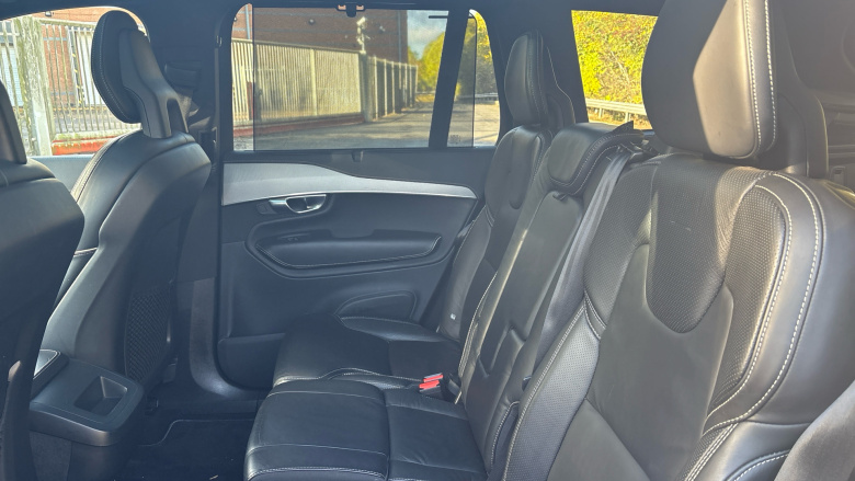 Volvo Xc90 2.0 B5D [235] R DESIGN Pro 5dr AWD Geartronic Diesel Estate